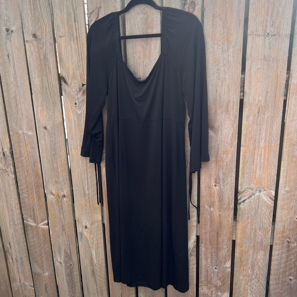 Eloquii Black Off The Shoulder Long Sleeve Dress - Picture 2 of 3